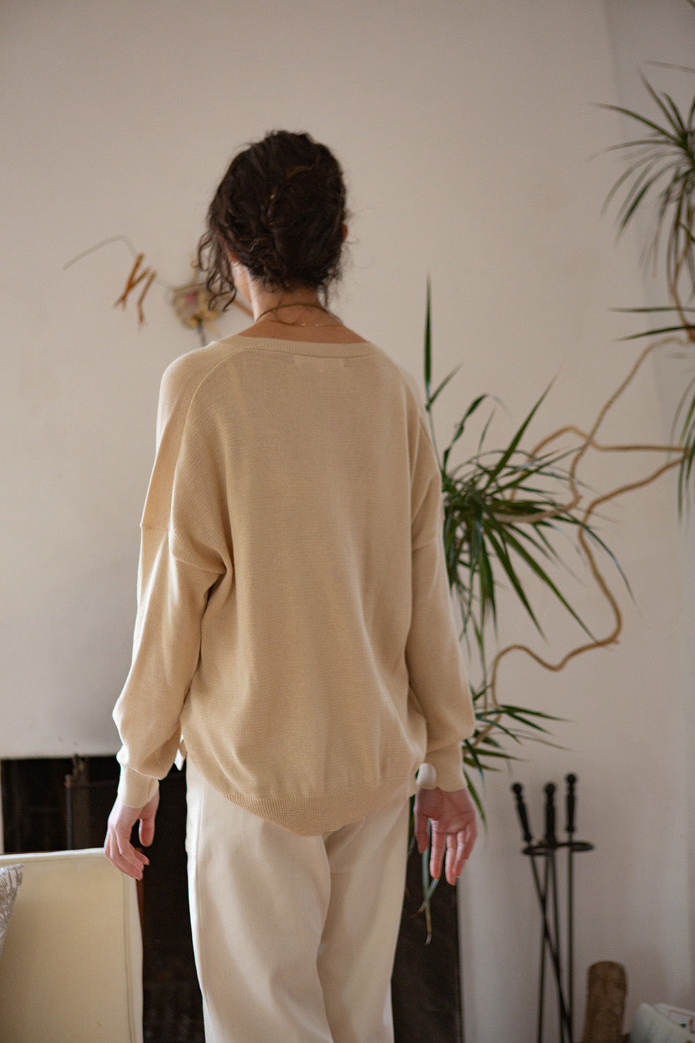 Anna Pima Cotton V Neck Pullover in Natural