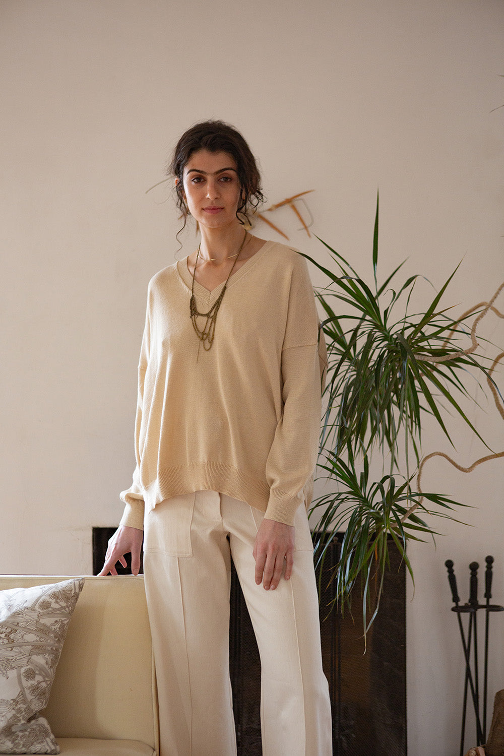 Anna Pima Cotton V Neck Pullover in Natural