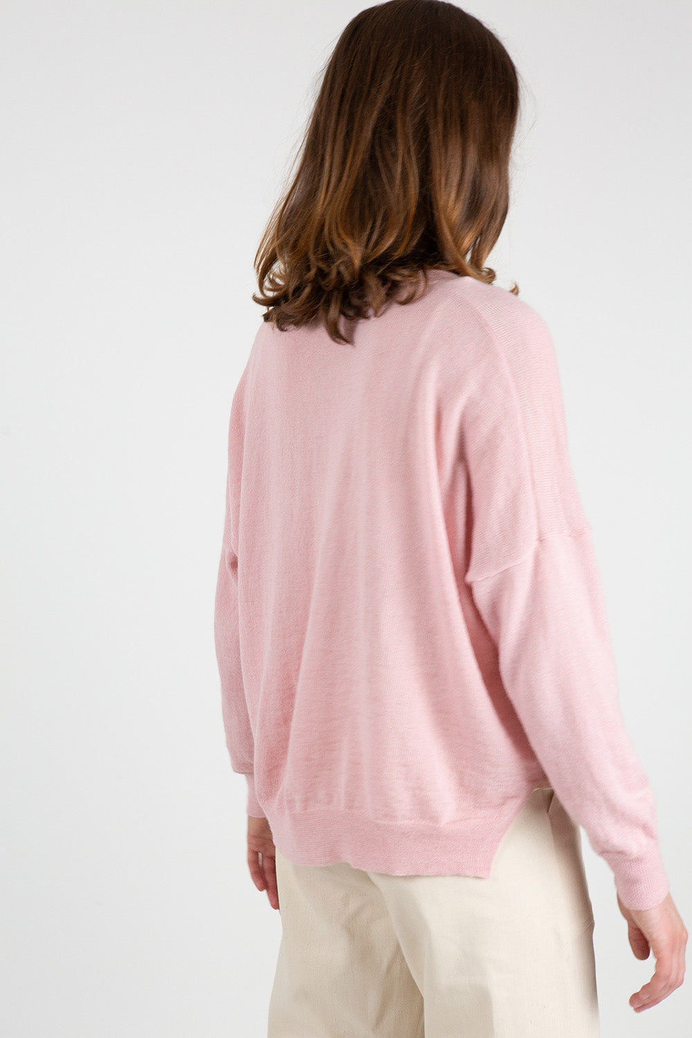 Anna Alpaca V Neck Pullover In Rose Quartz