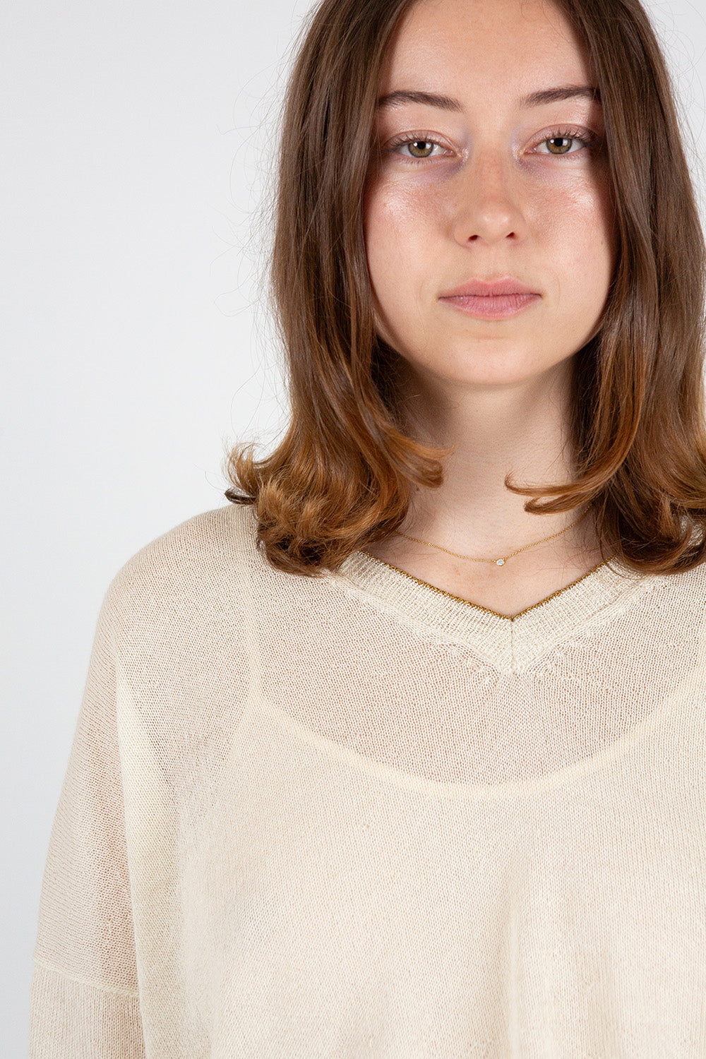 Anna Alpaca V Neck Pullover In Winter White/Gold