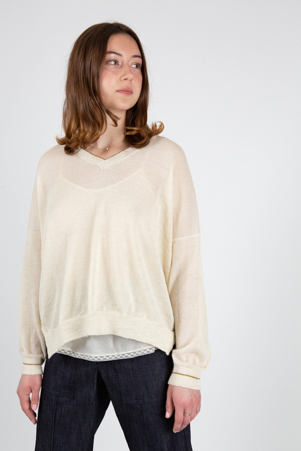 Anna Alpaca V Neck Pullover In Winter White/Gold