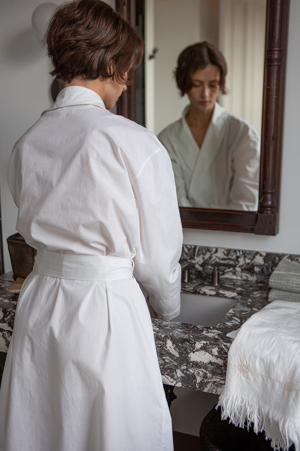 Emanuel Cotton Percale Robe In White