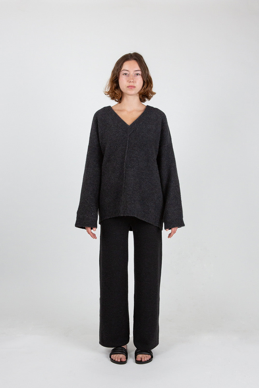 Lauren Manoogian Fleece V Neck In Ink