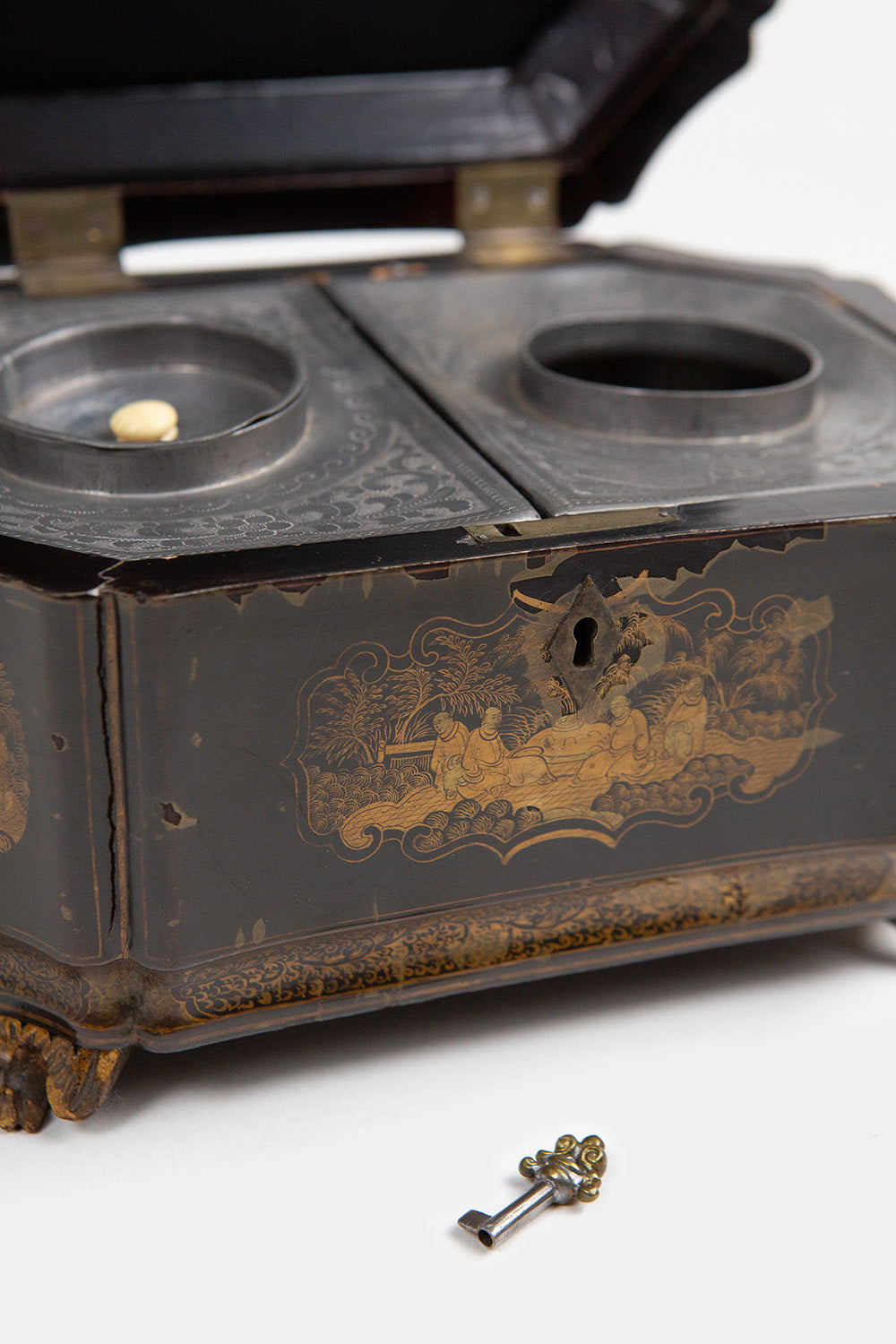 19th Century Chinese Gilt and Black Lacquer Tea Caddy