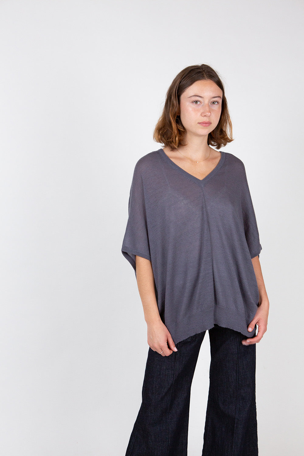 Cashmere V-Neck Cocoon Sweater In Slate