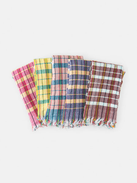 Checkered Kitchen Cotton Towels Folded Brown Texture Table Kitchenware  Kitchen Stock Photo by ©zver2334 657466848