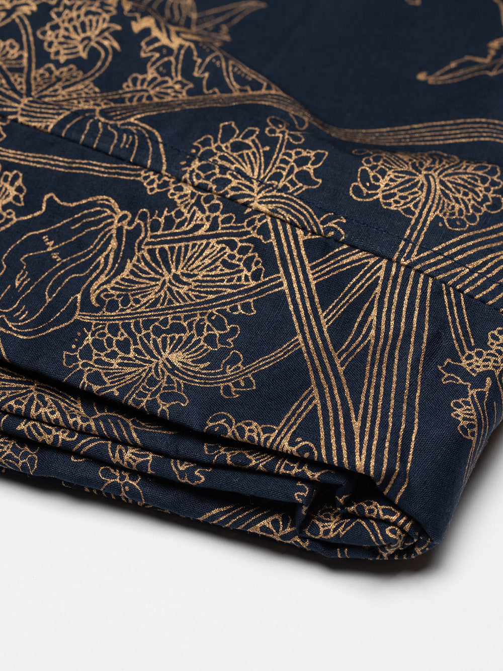 Botanicus Tablecloth in Navy/Gold